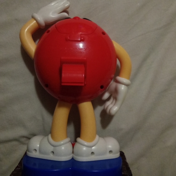 M&M 's waving Red Candy DISPENSER  .. Mars Company Collectibe ... - Picture 2 of 2